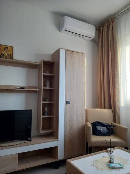 Militari Residence, garsoniera moderna, bloc nou, balcon inchis 279 euro.