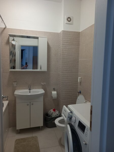 Militari Residence, garsoniera moderna, bloc nou, balcon inchis 279 euro.